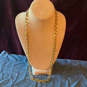 Elegant Gold Tone Chain Necklace